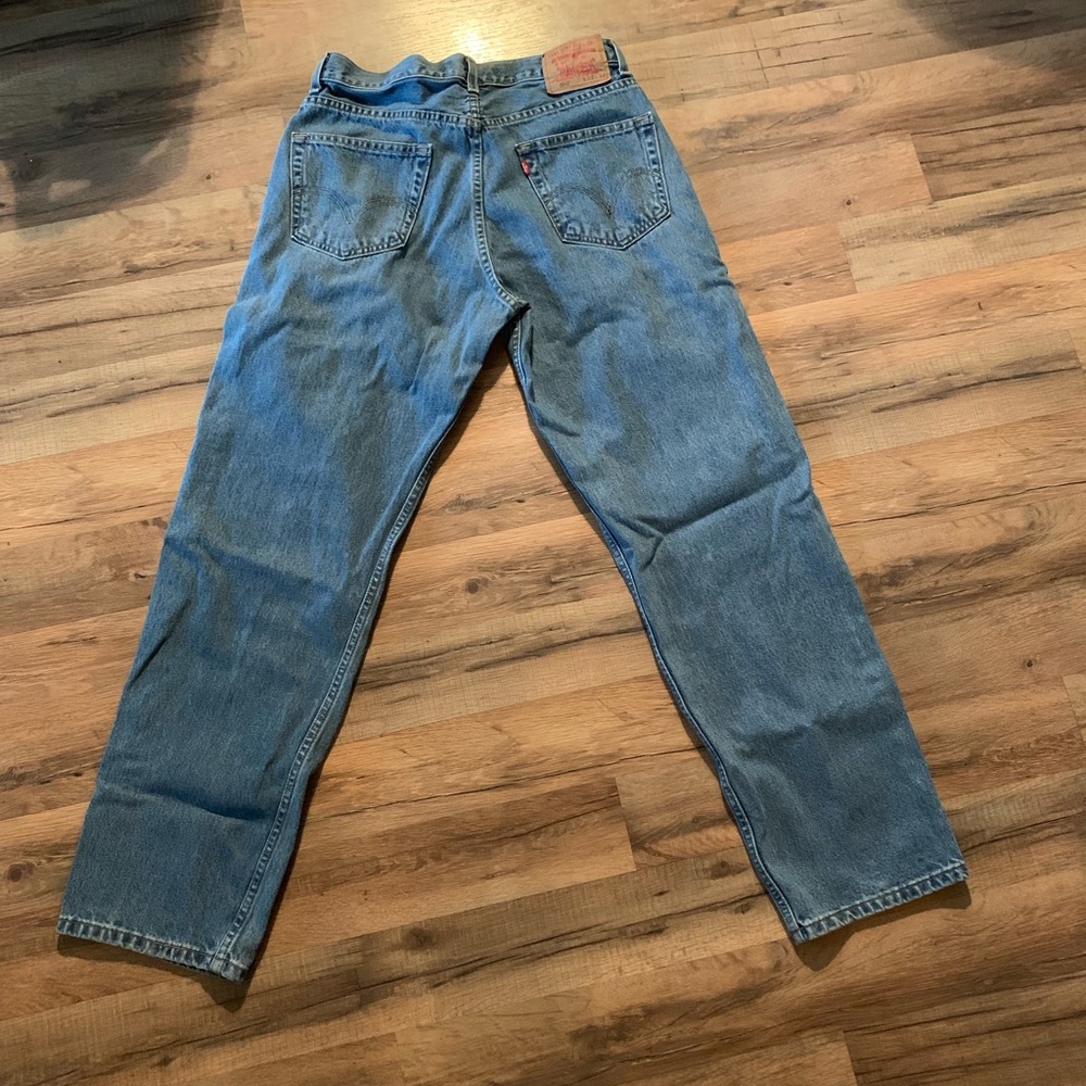 Levi’s - Picture 2 of 3